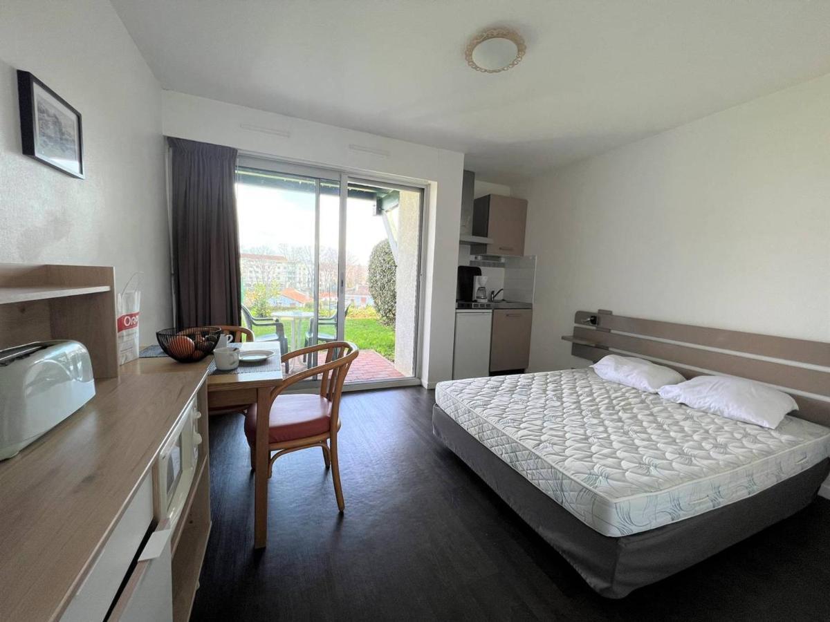 Studio Cosy Avec Terrasse, Parking, Internet - 2 Pers., Proche Thermes Et Centre - Animaux Admis - Fr-1-495-100 Камбо-ле-Бен Екстериор снимка
