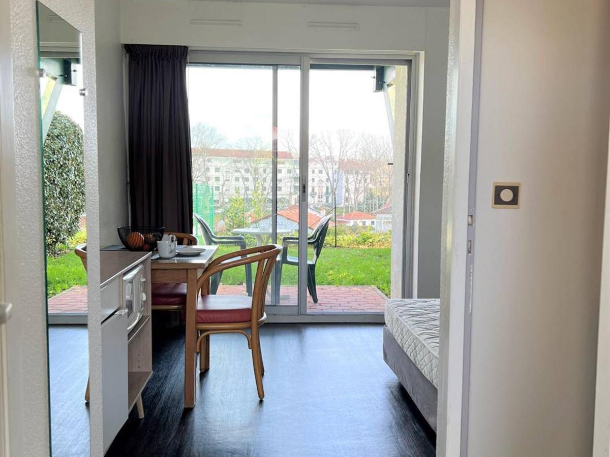 Studio Cosy Avec Terrasse, Parking, Internet - 2 Pers., Proche Thermes Et Centre - Animaux Admis - Fr-1-495-100 Камбо-ле-Бен Екстериор снимка